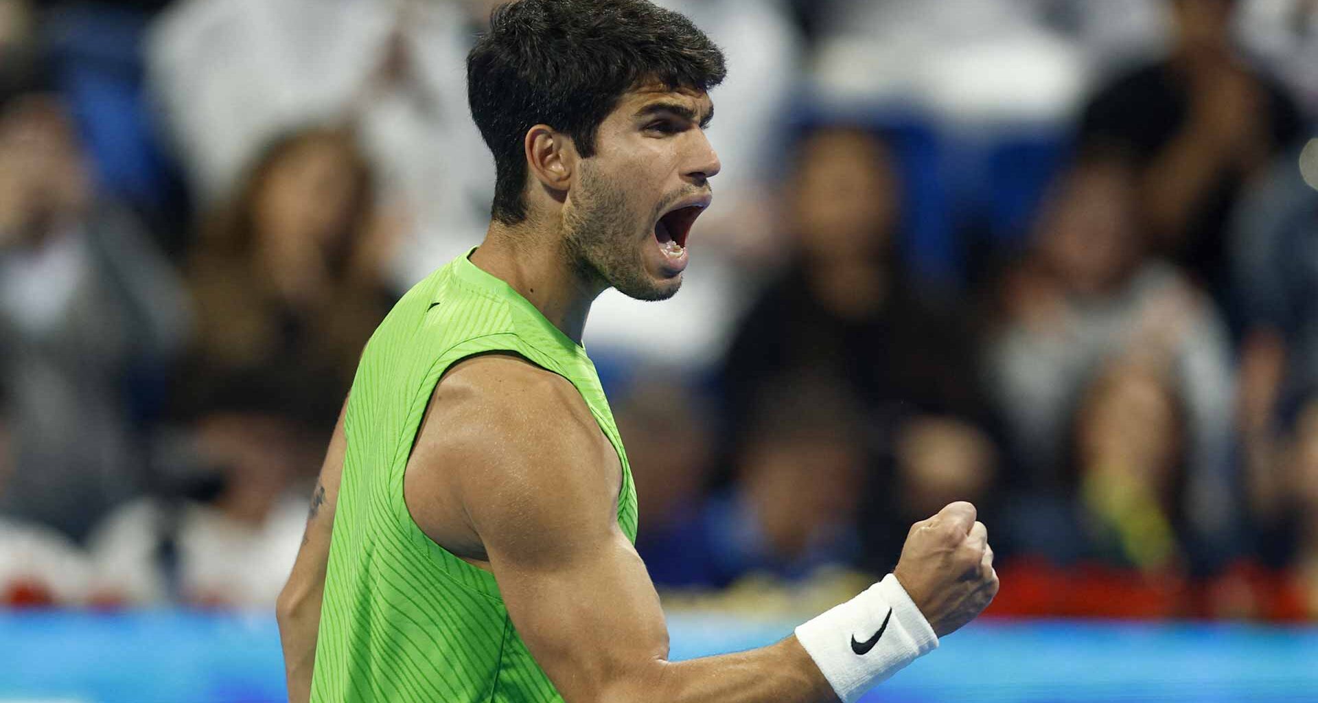 Carlos Alcaraz rallies past Karen Khachanov in Doha | ATP Tour