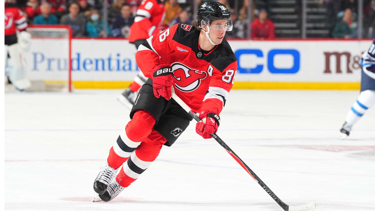 NHL Status Report: Hughes misses 2nd straight game for Devils with injury