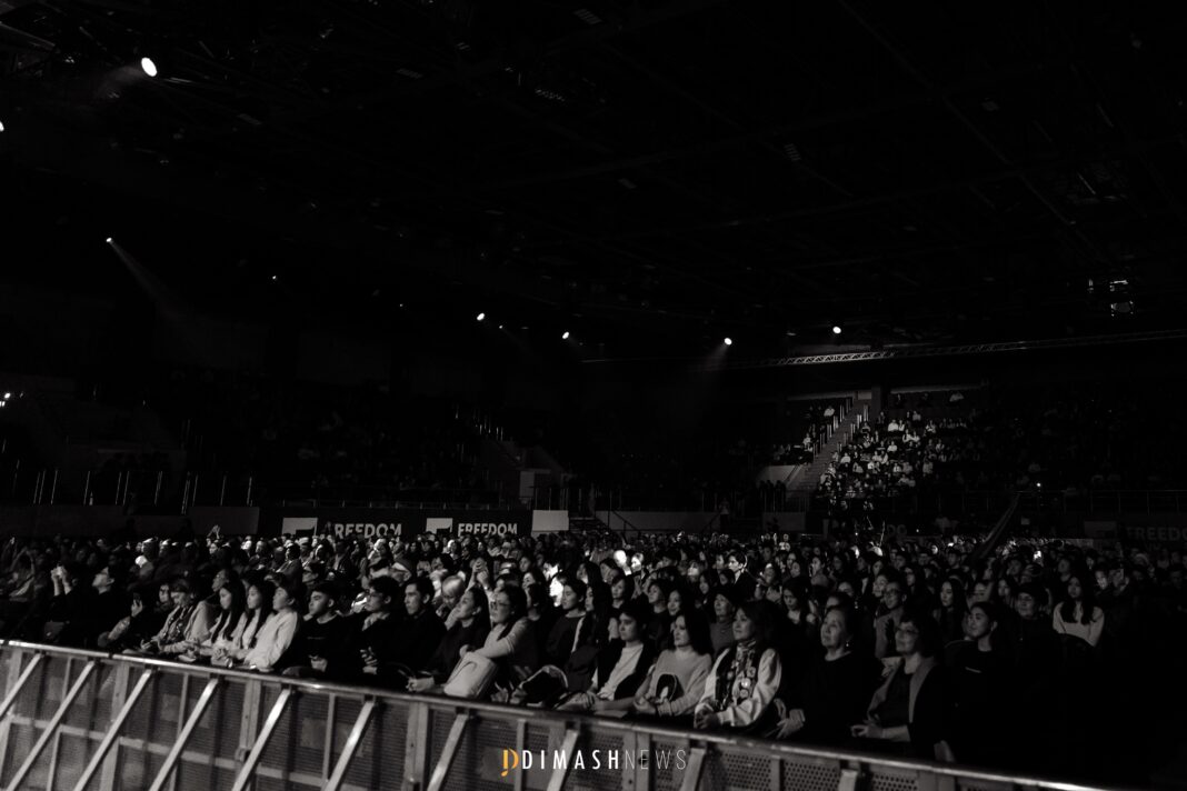 Dimash Qudaibergen Celebrates the Premiere of His First Producing Project Voice Beyond Horizon Together with Fans