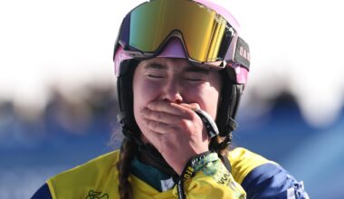 Winter Olympics 2026 | Josie Baff wins gold in women's snowboard cross