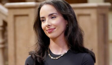 Ivy Tells a Half-Truth and Electra Believes Her