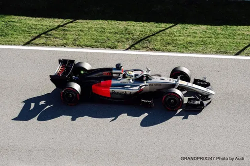 Bortoleto-Audi-R26-Barcelona-2026