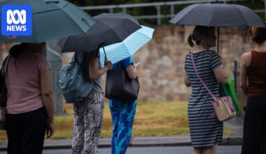 Brisbane escapes heavy rainfall but a wet weekend ahead, bureau says