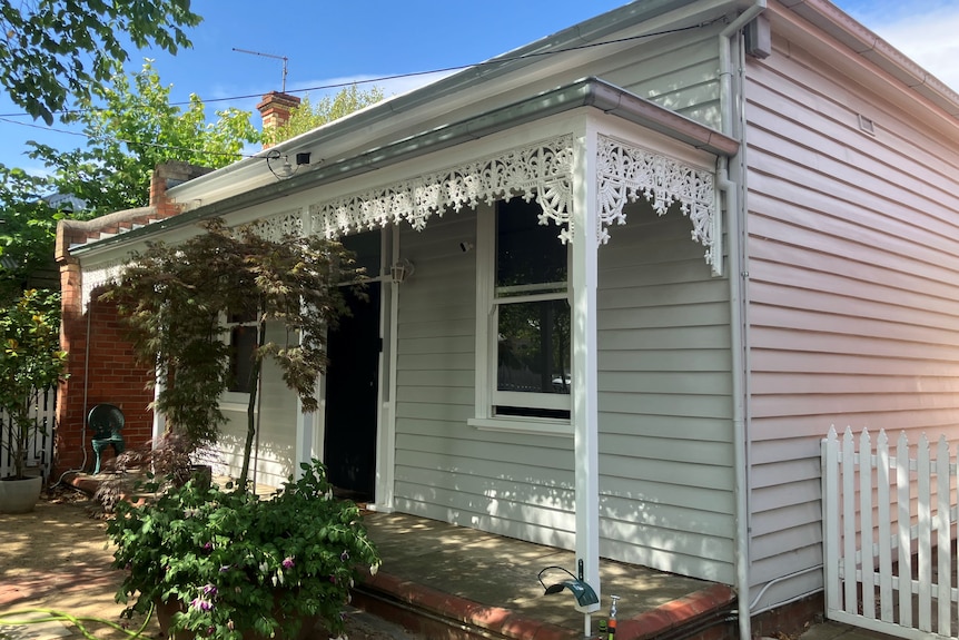 An old weatherboard building