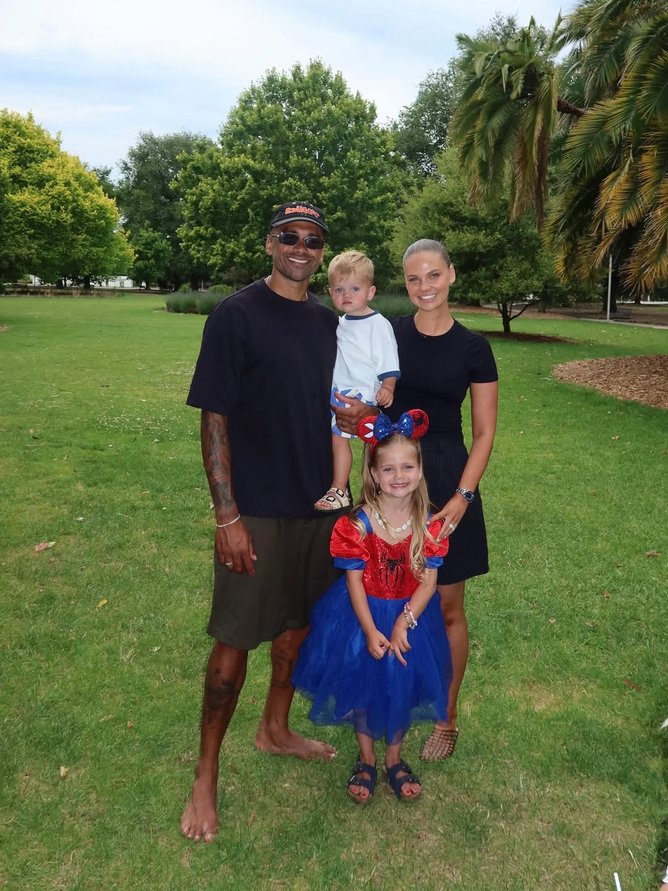 Brad and Samantha Hill, and their two kids.