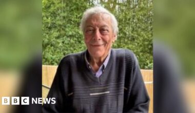 Chris Baghsarian: Australian grandfather murder suspects charged - BBC