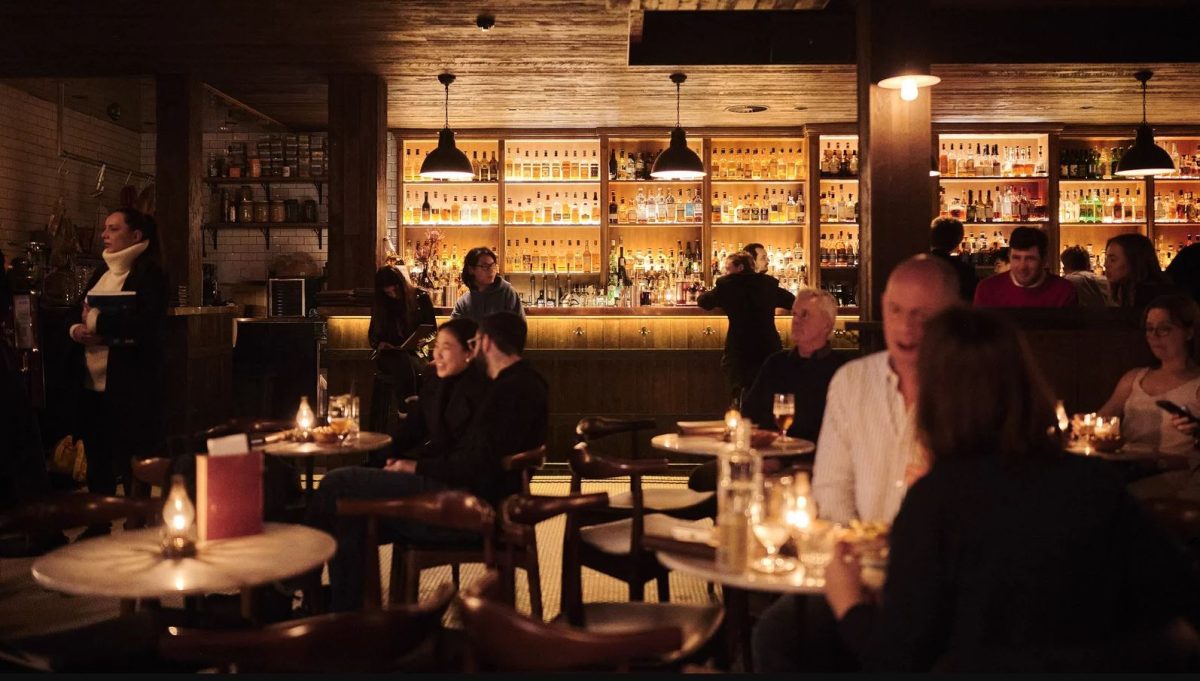 A Night in New Orleans at Molly Bar