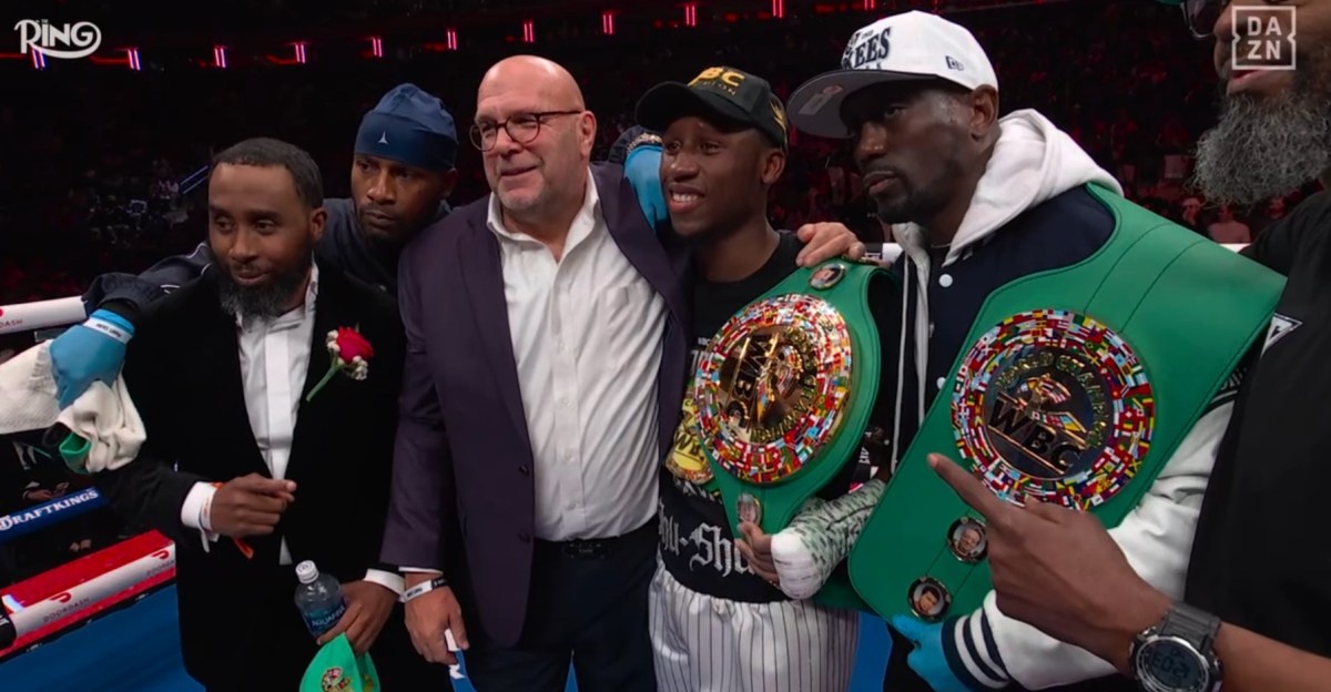 Bruce ‘Shu Shu’ Carrington knocks out Castro to win WBC title