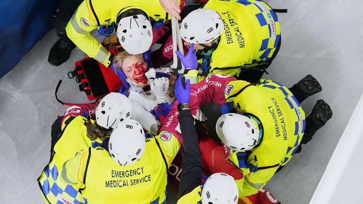 Polish Winter Olympian Kamila Sellier has head sliced open in chilling accident during women’s 1500m