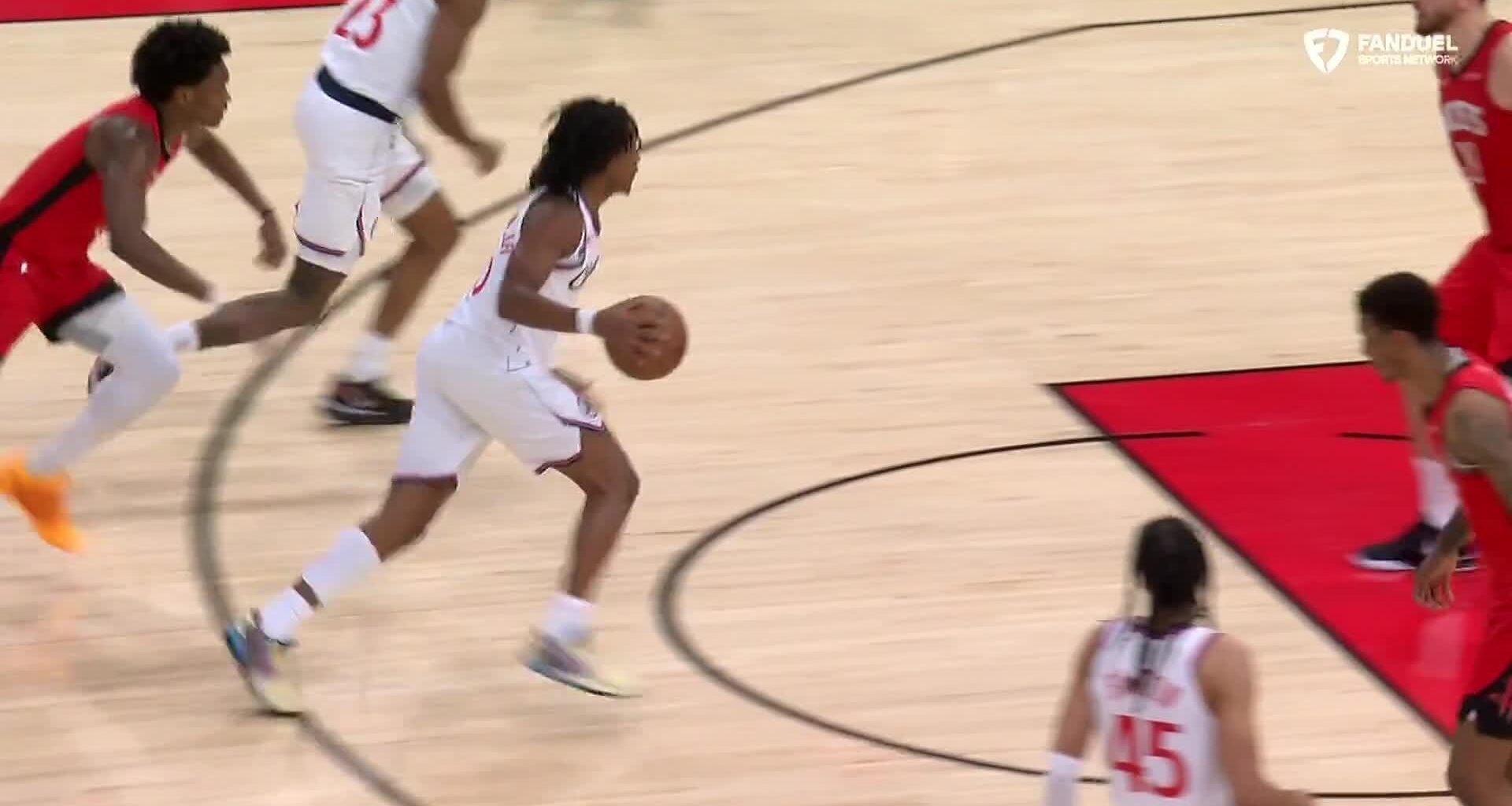 Durant's 26 points lead Rockets over Clippers 102-95