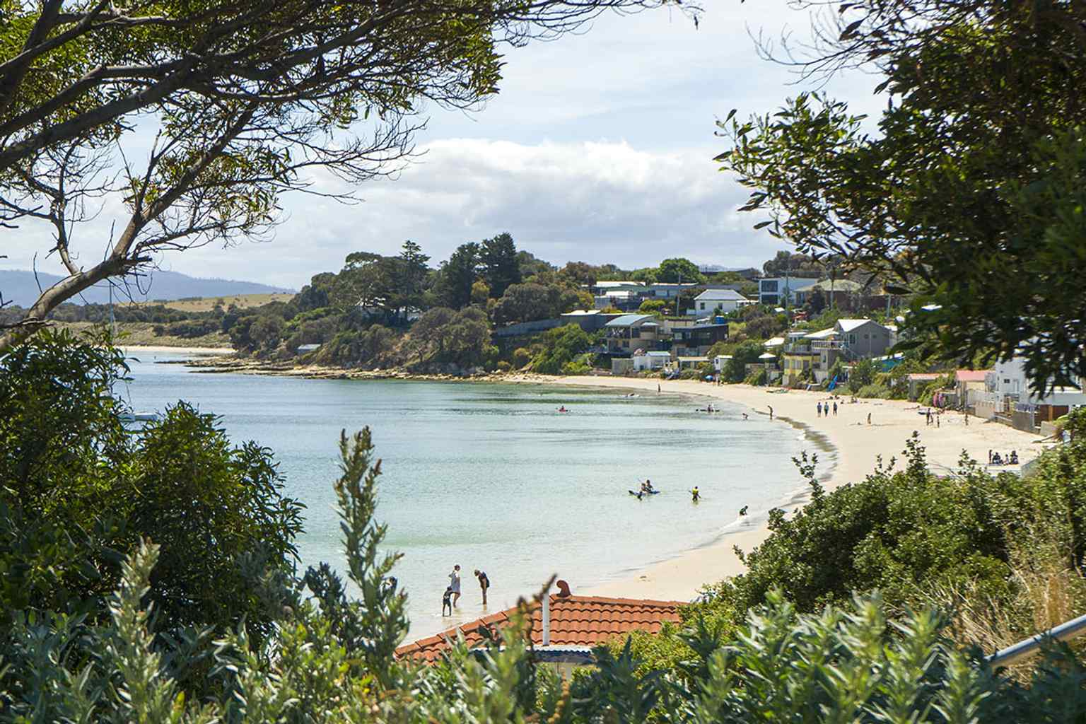 Three arrested after motorcycle police chase in Hobart’s south