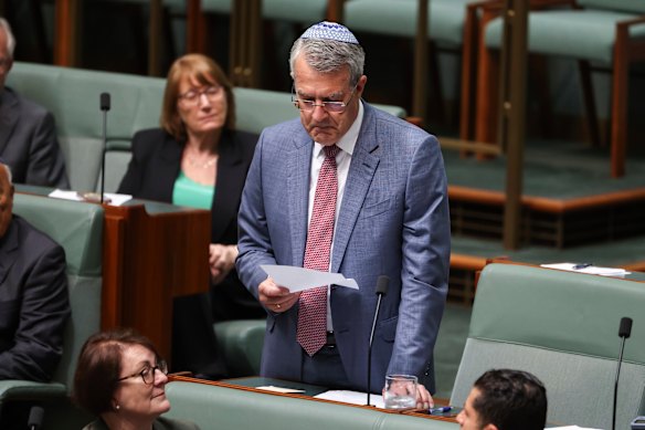 Former attorney-general Mark Dreyfus in parliament speaking about the Bondi attack.