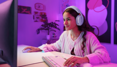 Logitech Launches G325 Lightspeed Wireless Headset for Under $200