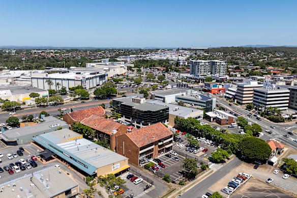 Like Chermside, Upper Mount Gravatt has transport, shops, health services, parks, and jobs.
