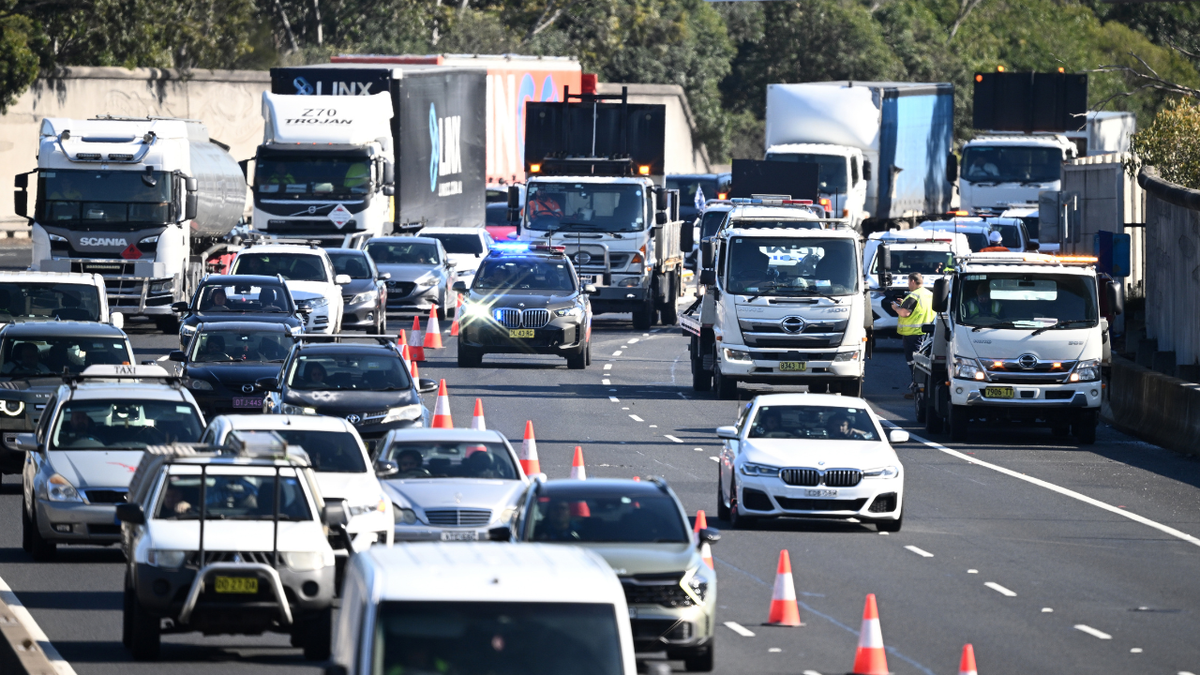 NSW drivers with clean 12-month record will have demerit point wiped under permanent scheme