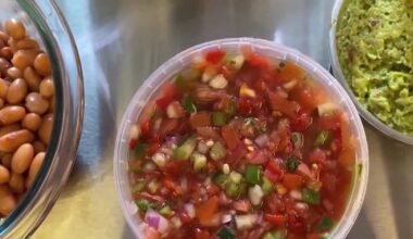 Healthier food options suggested for Super Bowl parties