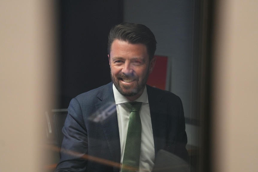 Jonathon Duniam__01b3808da2b25dbac7aed45fc0aff4c5