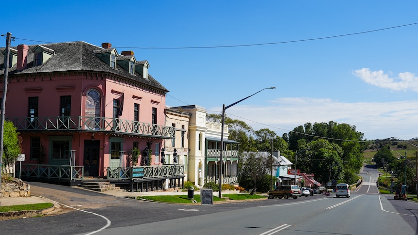 Looking down Wallace Street from the Braidwood Hotel in 2026.
