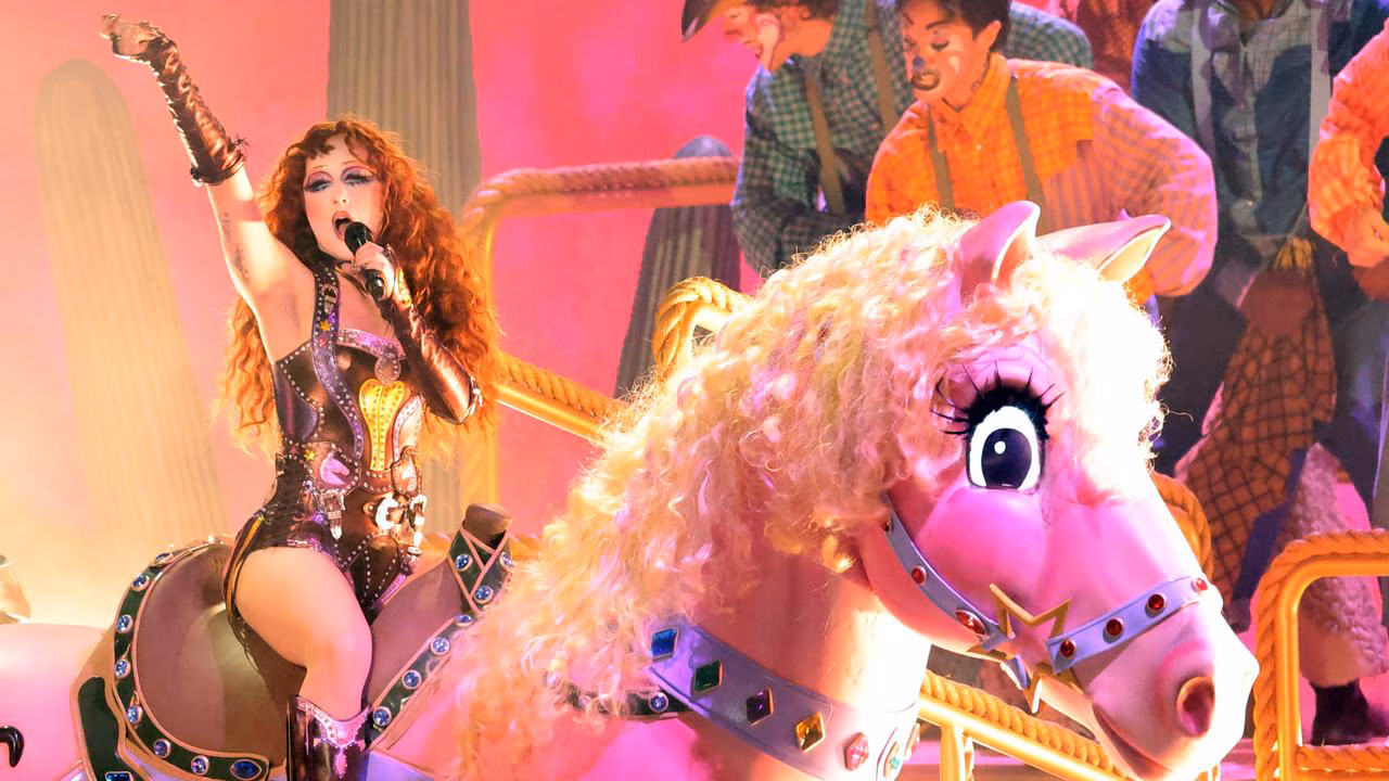 Grammy star Chappell Roan hits Melbourne’s struggling night-life