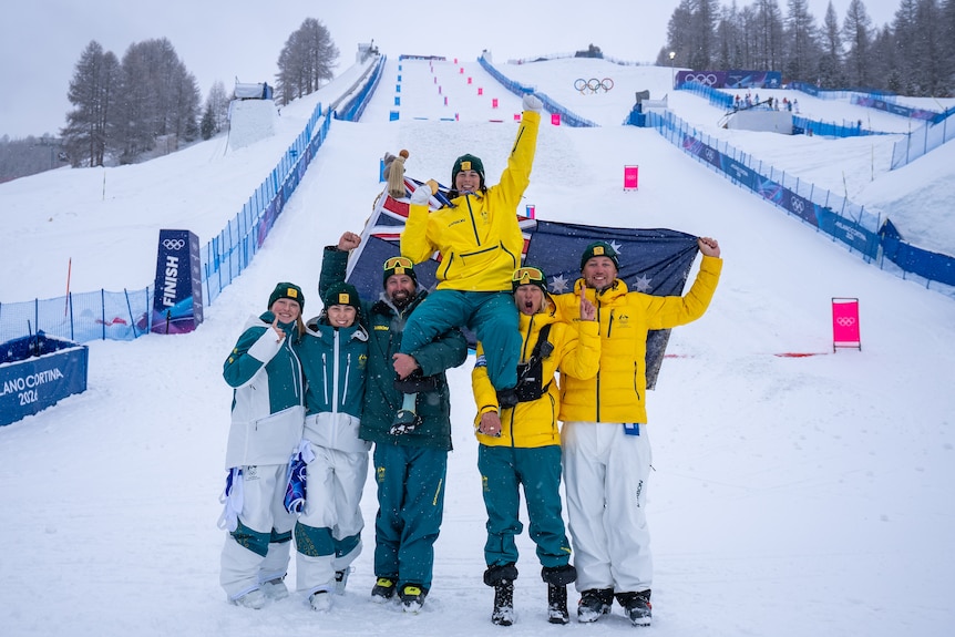 Australia's team puts Jakara Anthony on their shoulders