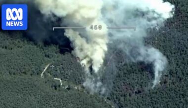 Bushfire at Gaffneys Creek in central-east Victoria burning out of control