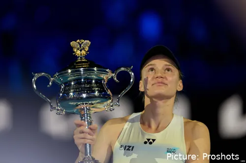 elena-rybakina-with-the-australian-open-trophy
