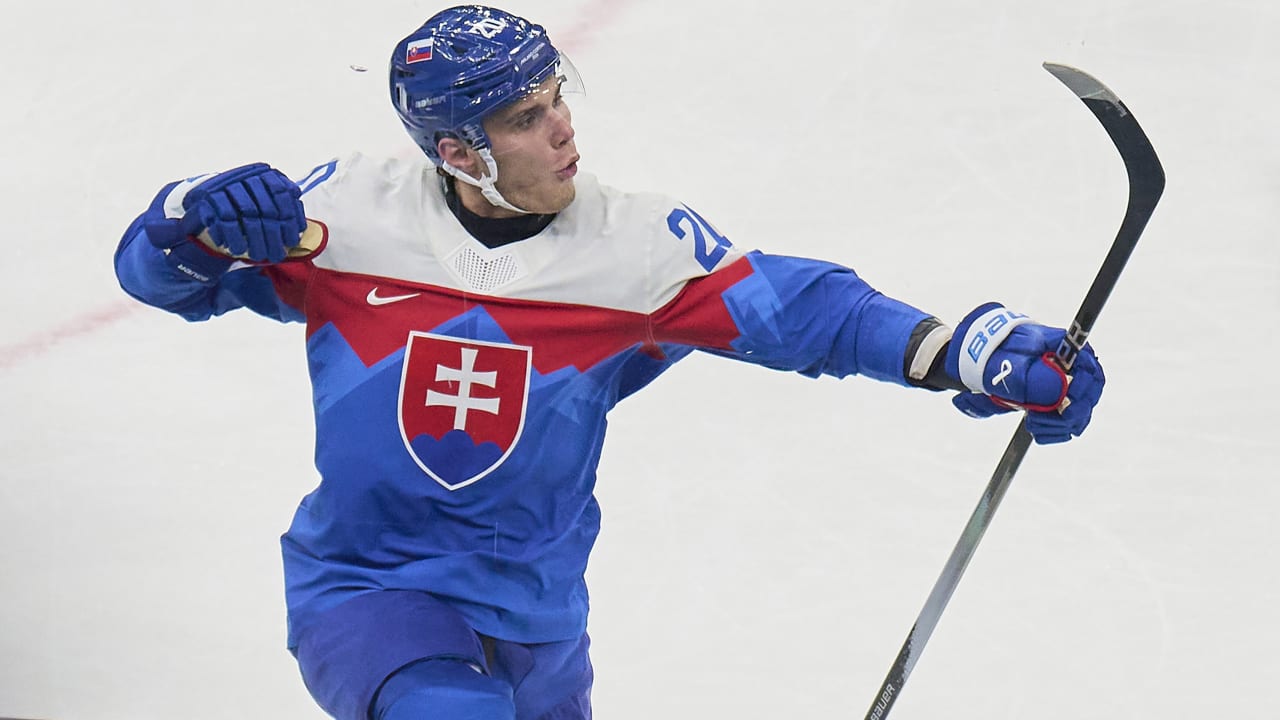 NHL EDGE stats behind Slafkovský's breakout year