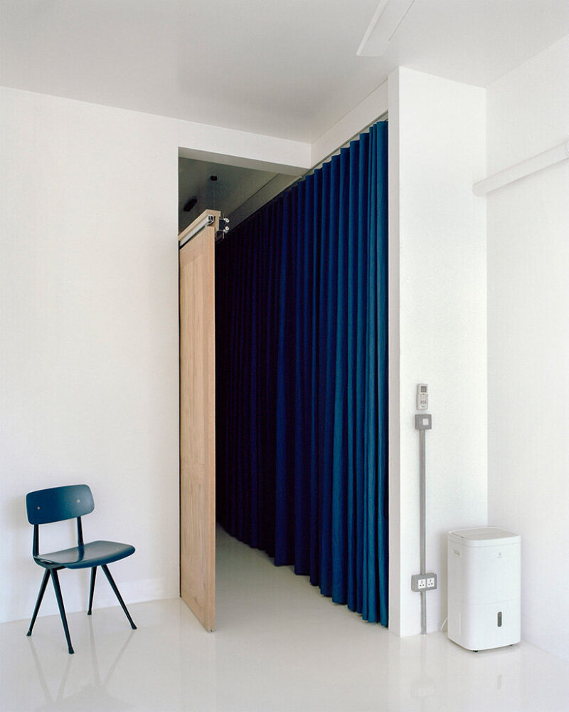 larger, continuous rooms replace compartmentalized floors