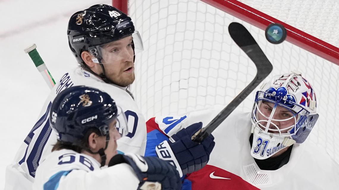 Puck drops on men's hockey at the Milan Cortina Olympics with NHL players