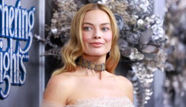 Margot Robbie and Jacob Elordi hit red carpet in Sydney for Wuthering Heights premiere