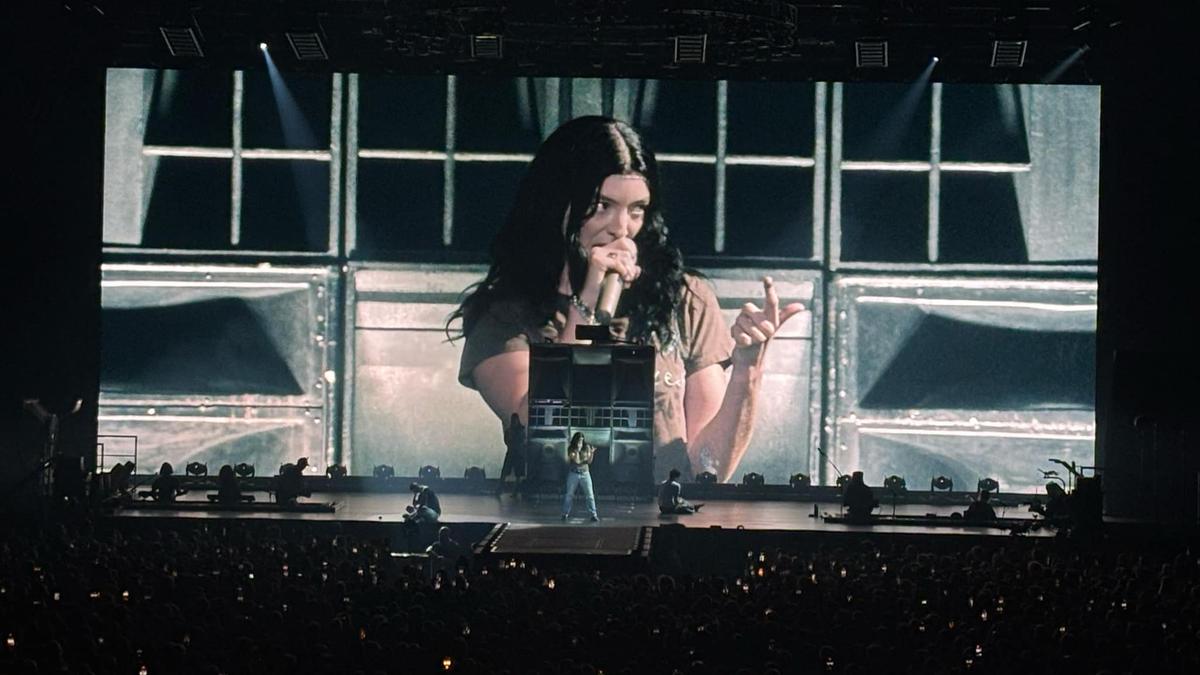 Lorde: Kiwi pop star delivers powerfully raw performance at Perth’s RAC Arena to close Aus Ultrasound tour