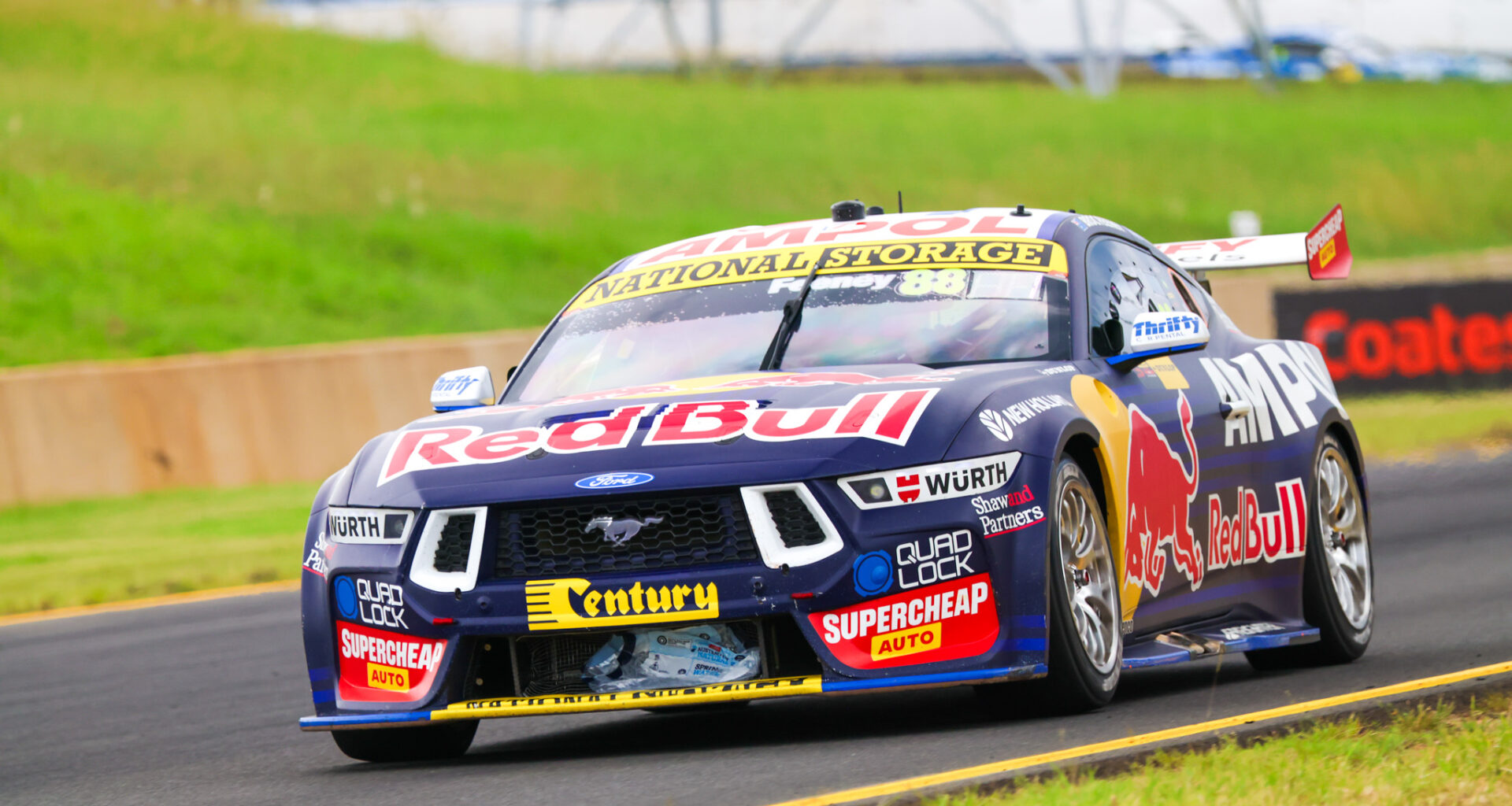 Feeney's cheeky response to Sydney debris scare - Repco Supercars Championship
