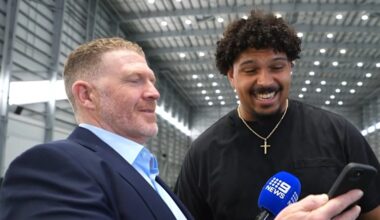 NFL player's instant reaction to Burton bomb