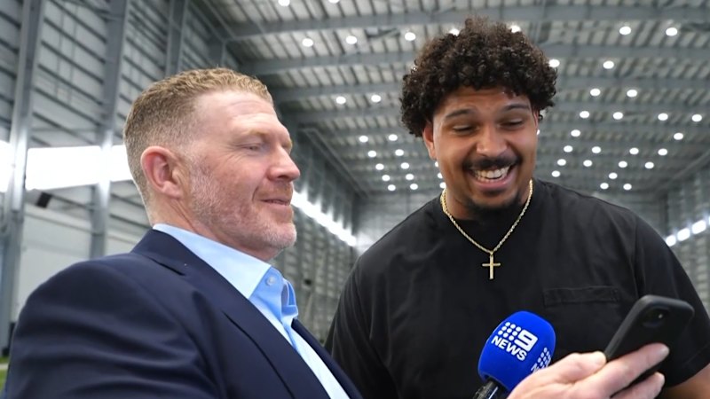 NFL player's instant reaction to Burton bomb