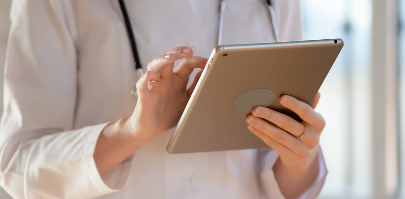 Smartphone photos may be misleading doctors and putting patients at risk – new research