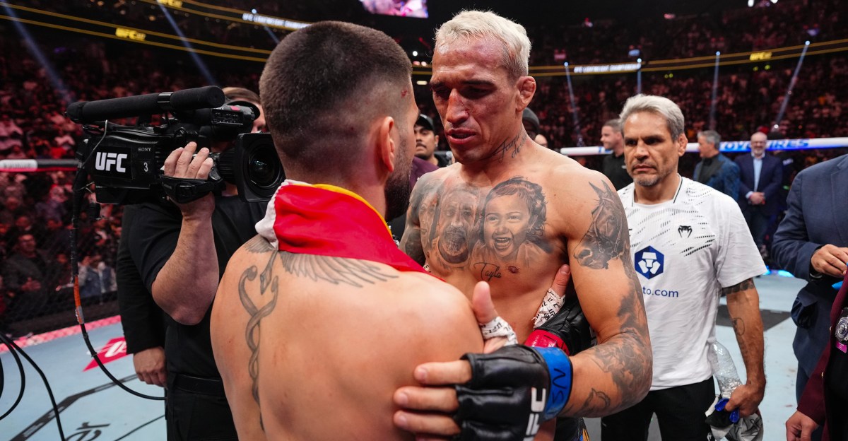 Charles Oliveira expects Ilia Topuria to knock out Justin Gaethje at UFC White House