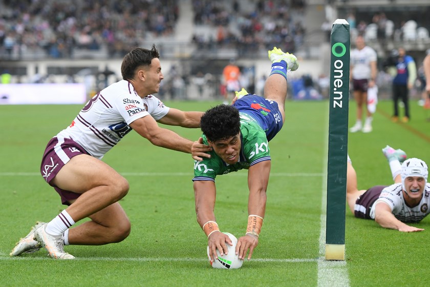 One New Zealand Warriors winger Harry Tauafiafi scores in the Preseason Challenge clash against the Sea Eagles in Napier.