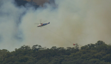 Firefighters prepare for gusty wind change as fire grows in central Victoria