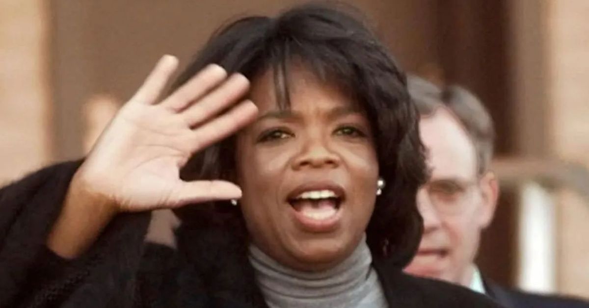 Today in History - February 26: Chat show queen sued over burger remark