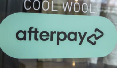 Hundreds of Australians potentially impacted after tech giant Block axes 4000 jobs