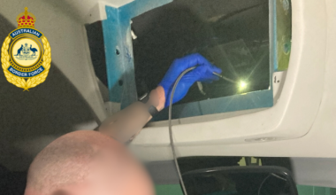 Police uncover 28 kilograms of cocaine hidden behind TV on luxury bus