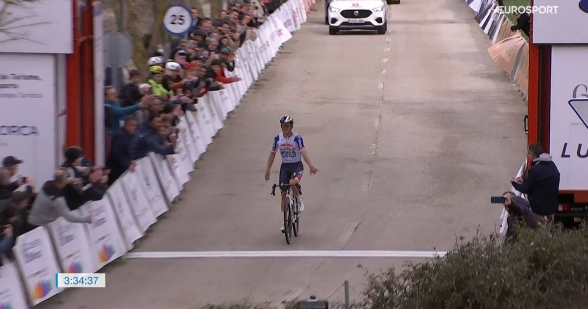 “This is the new cycling,” sighs runner-up after Evenepoel’s Mallorca statement ride