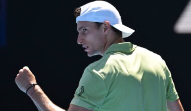 Ugo Humbert ends Stefanos Tsitsipas' title defence in Dubai | ATP Tour