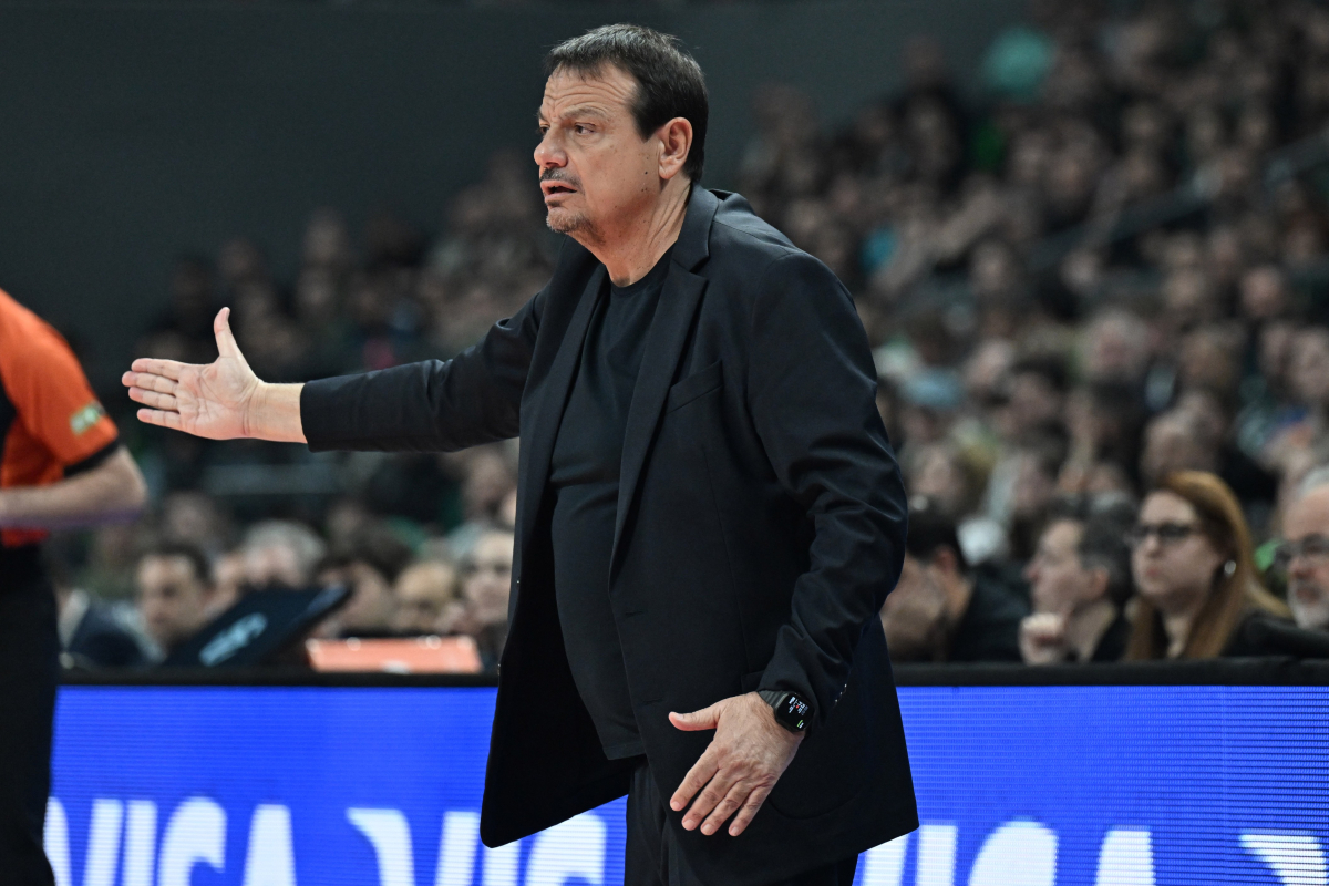 Ergin Ataman ejected after outburst over game-winning shot call