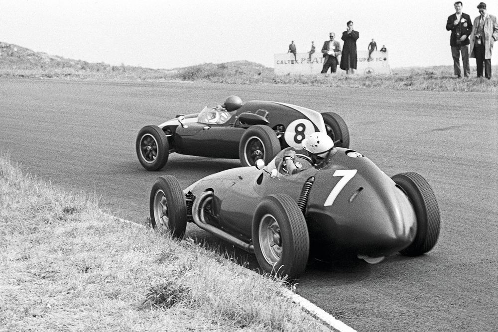 Bonnier's BRM P25 dices with Jack Brabham (Cooper-Climax T51) en route to victory in the 1959 Dutch GP