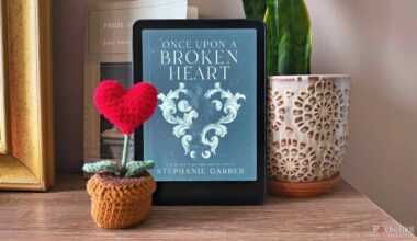 Fall in love with $50 off 2 Kindles this Valentine's Day