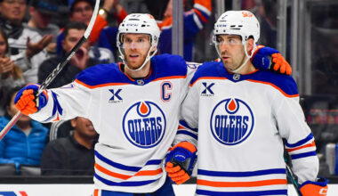 McDavid reaches 100 points, Oilers cruise past Kings