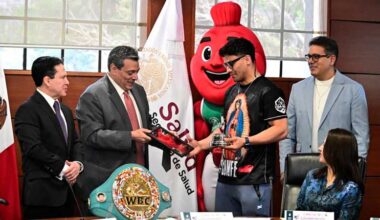 Lester Martínez Received Recognition for the Best Fight of 2025