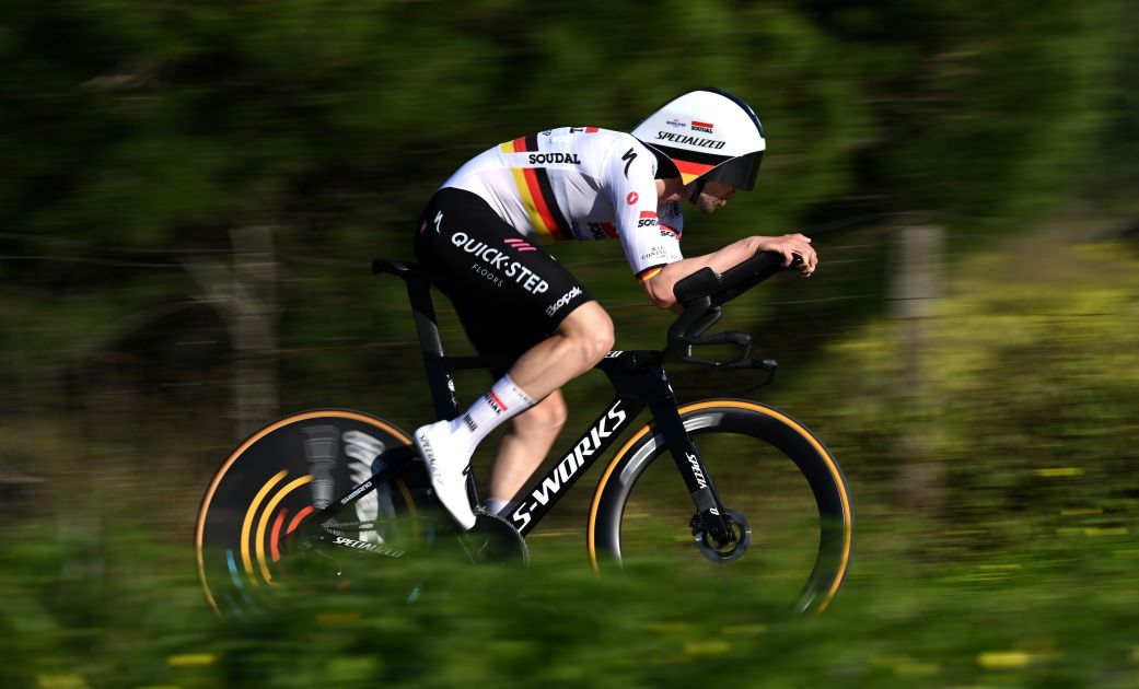 Schachmann inches closer to top ten