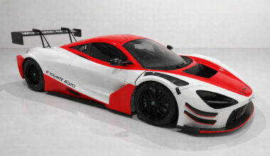 DJR driver to race McLaren at Bathurst